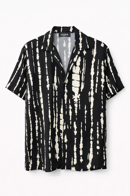 Camisa crema y negra arder