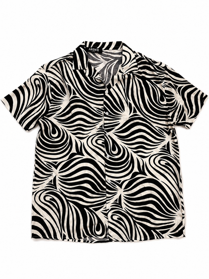 Camisa Estampada Blanca y Negra para Hombre | Manga Corta | Arder RD